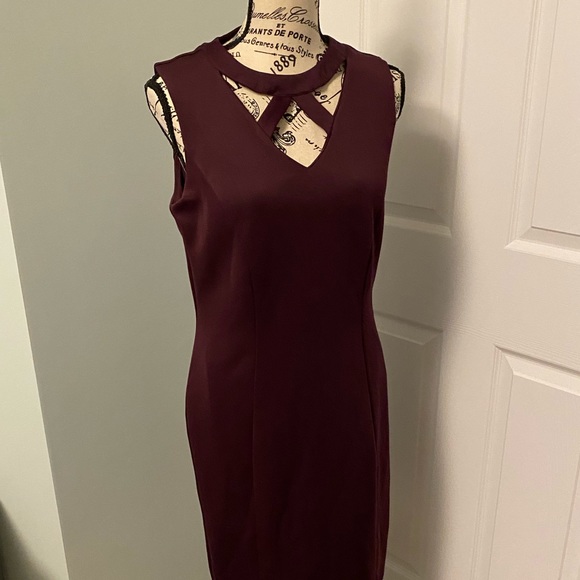 🎈Cleo sz 6 Keyhole wine claret sheath dress - Picture 1 of 12
